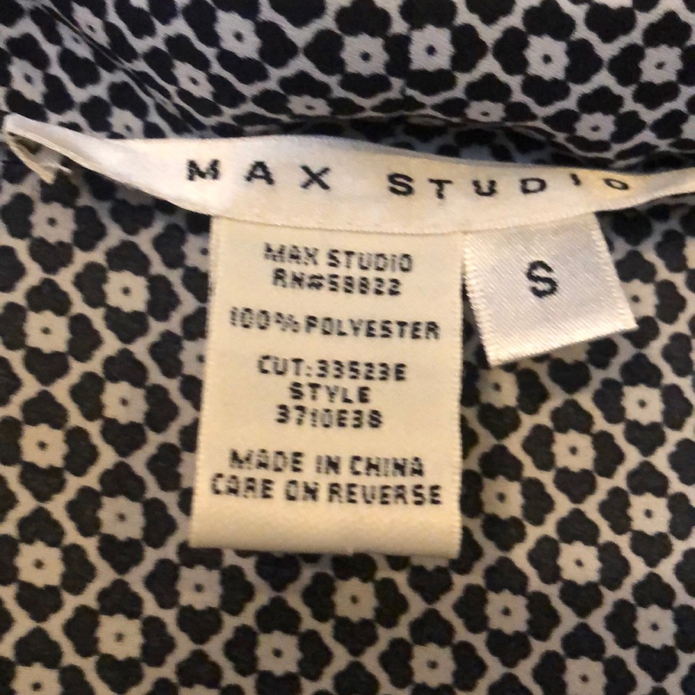Max Studio blouse - Picture 2 of 4